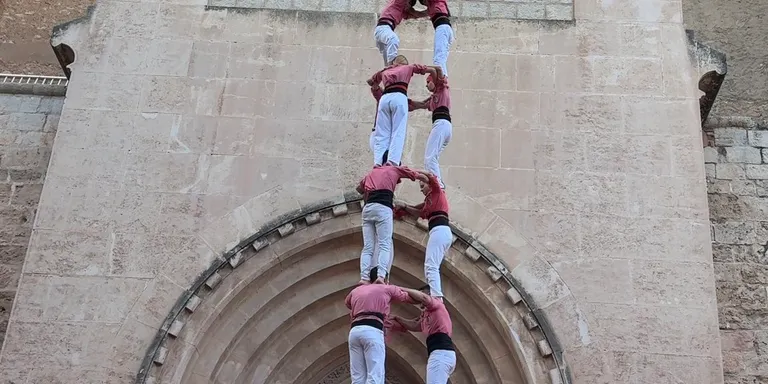 La Colla Vella s'anota el doblet bàsic de 9