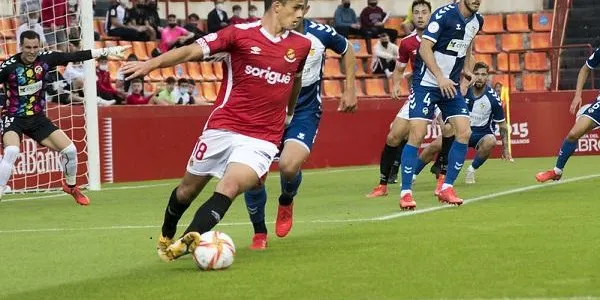El Nàstic vol posar la cinquena davant el Linares