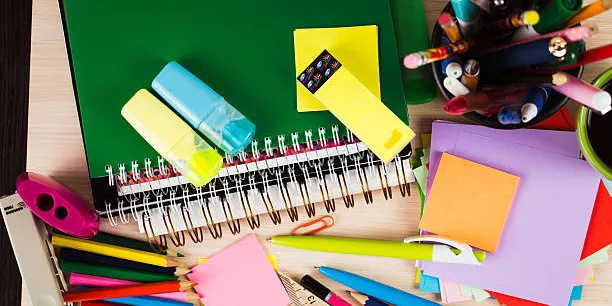Avui és l'últim dia per demanar subvencions escolars