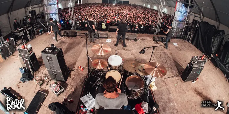 Tret de sortida a un Pintorrock multitudinari amb al voltant de trenta concerts