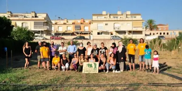 Dones Pageses organitza una jornada de neteja per traslladar-se a una nova finca