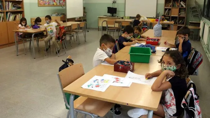La Generalitat elimina les quarantenes dels contactes estrets de positius als centres escolars
