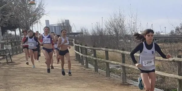 Els joves Atletes d’Altafulla es consoliden en la zona alta de la general en la recta final de la Lliga Comarcal de Cros