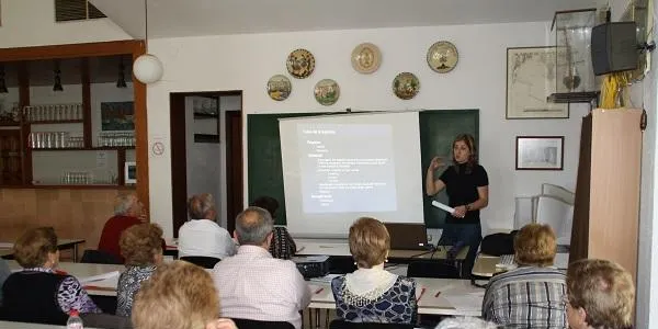 Obren les inscripcions pel taller d’informàtica i el taller d’entrenament de la memòria per a la gent gran