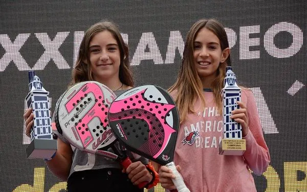 Anna Ortiz triomfa al Campionat d’Espanya de Pàdel per a menors