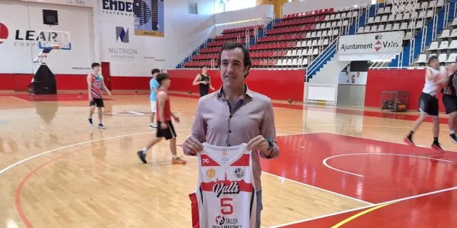 El CB Valls renova Miki Larraz com a entrenador del primer equip masculí