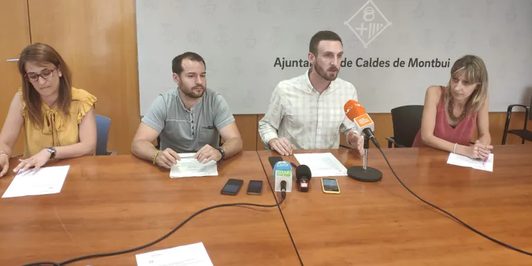 Les 12 famílies que quedaven fora de l'escola bressol tindràn plaça finalment. L'Ajuntament crearà un grup nou amb la contractació de dos professionals