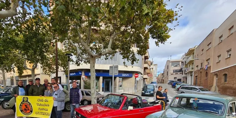 El Club de Vehicles Antics de Cambrils participa en una trobada celebrada a El Morell