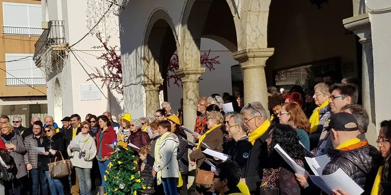 Cantada reivindicativa a Pineda "Un cant a la llibertat"