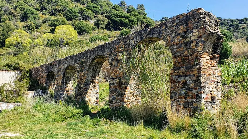 El ple pinedenc tractarà la compra de la finca i l'Aqüeducte de Can Cua