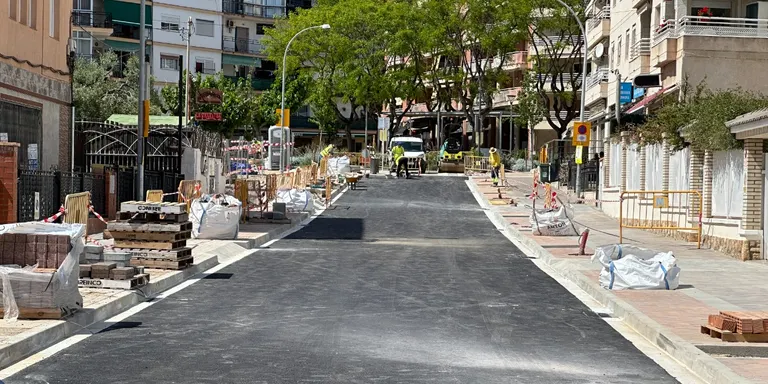 El carrer Girona es reobrirà al trànsit a mitjans del mes de juny