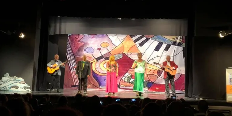 Èxit a l'espectacle musical "Eurovisió" de Les Mèlies Teatre