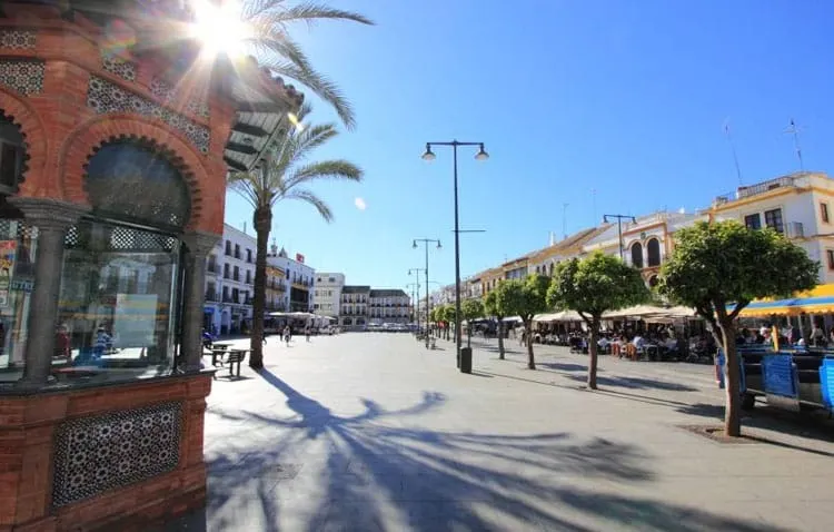 La evolución de la popular plaza del Altozano