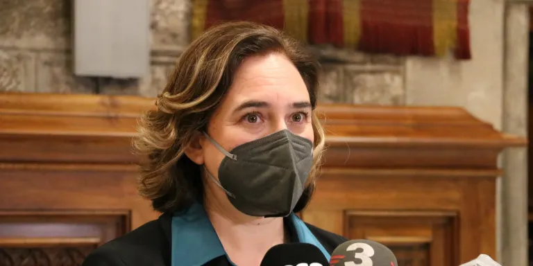 Un jutjat cita Colau a declarar com a investigada per suposades subvencions irregulars