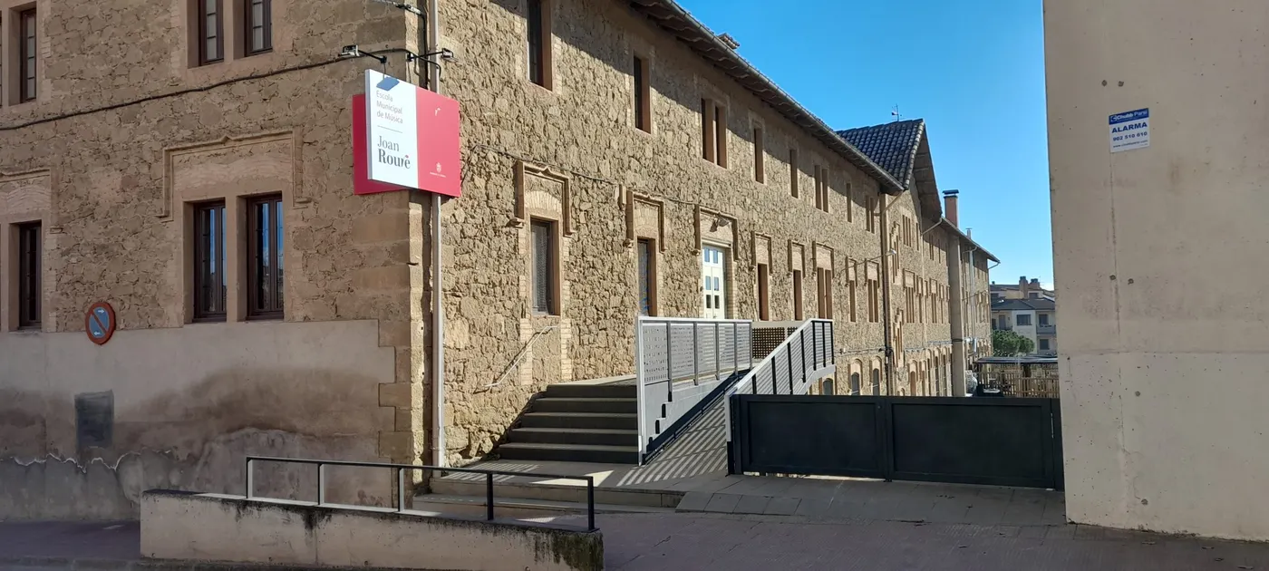 <strong>El PSC dona suport al professorat de l'Escola Municipal de Música Joan Roure pel malestar arran del procés de regularització de llocs de treball</strong>