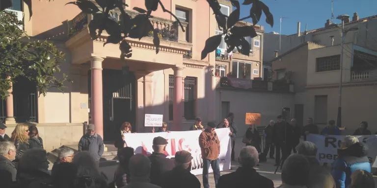 Els pensionistes rubinencs fan la primera concentració de l’any
