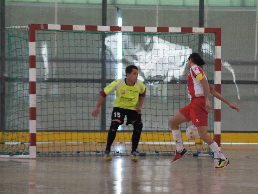 Aquesta mà d'Isma va donar ales a la remuntada del Ràpid Santa Coloma davant l'Esportiu masculí