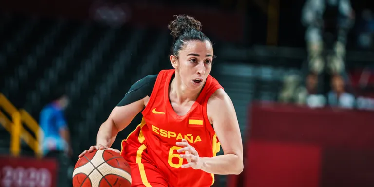 A les noies de bàsquet els toca patir per guanyar a Corea (69-73)