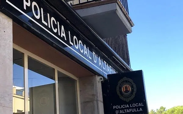La Policia Local d’Altafulla engega una nova campanya per controlar les distraccions al volant