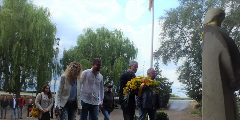 Ofrena floral del Consell Comarcal de l'Urgell en motiu de la Diada Nacional de Catalunya