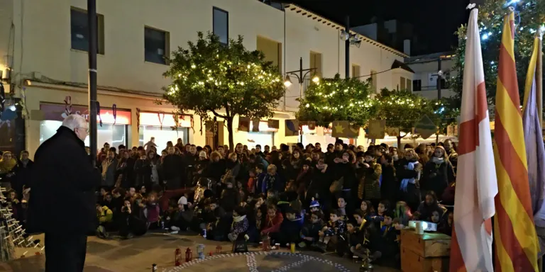 El Bisbe de Girona presideix l'arribada de la Llum de la Pau de Betlem
