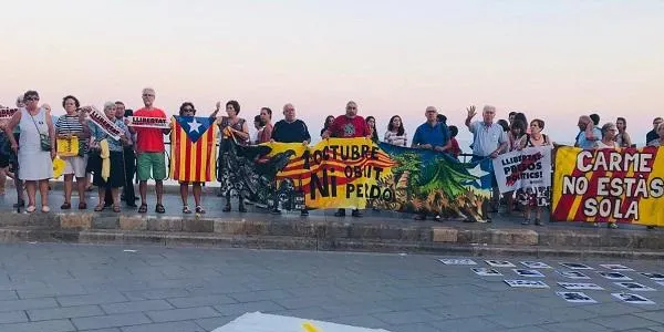 Els membres de l’ANC d’Altafulla participen en la trobada d’aquest diumenge al Balcó del Mediterrani a Tarragona