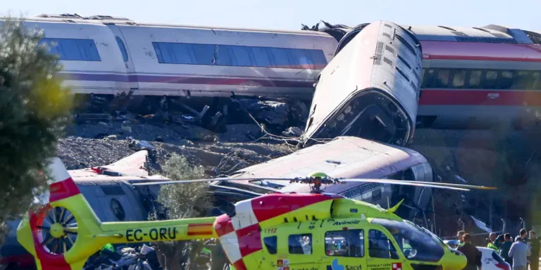 L’Ajuntament de Pineda convoca un minut de silenci per les víctimes de l'accident ferroviari de Toledo