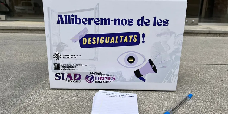 El Consell Comarcal del Baix Camp celebra el 8-M amb una acció reivindicativa