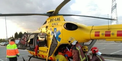 Un noi de 14 anys s’electrocuta per intentar fer-se una ‘selfie’ en un tren a Rubí