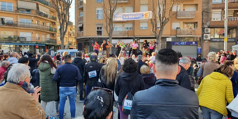Pineda amb La Marató celebra amb èxit un grapat d'actes a Pineda amb estands i actuacions