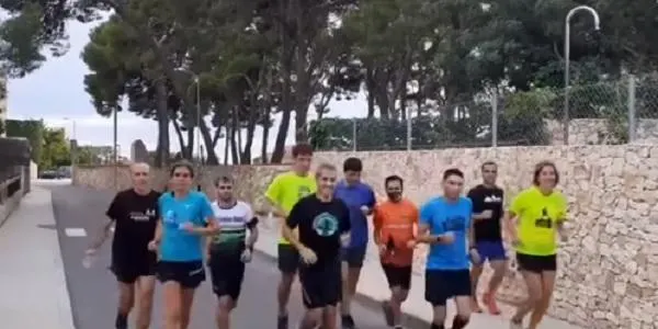 Més d’una vintena de corredors participen en l’entrenament específic de dimarts dels Atletes d’Altafulla