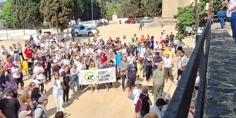 Canet de Mar protesta contra els nous accessos de la C-32