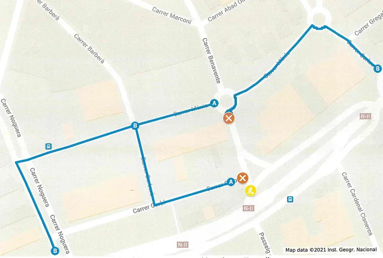 Tall de transit al carrer Benavente de Pineda per accedir a la N-II direcció Barcelona