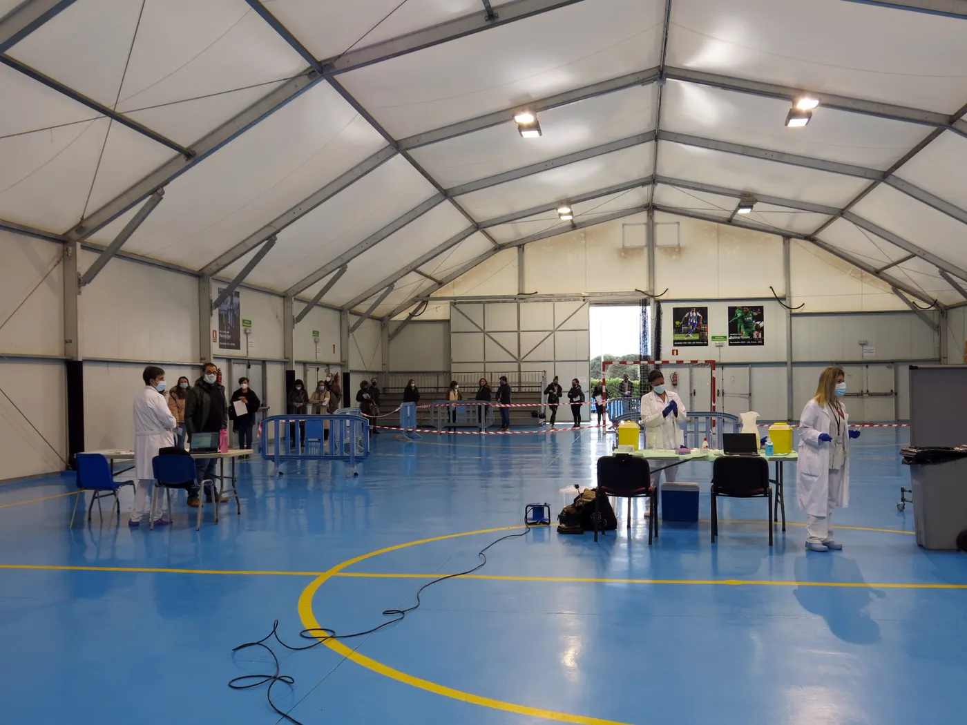 L’Ajuntament de Cambrils obre un punt per demanar hora per la vacunació contra la Covid-19