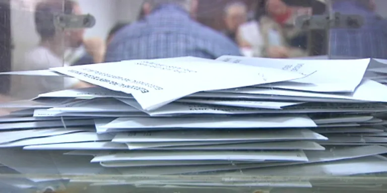 Fins el 16 de maig podeu votar per correu