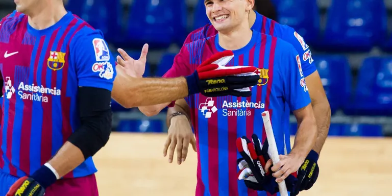 Debut somiat del vilassarenc Oriol Llenas al primer equip del Barça d’hoquei