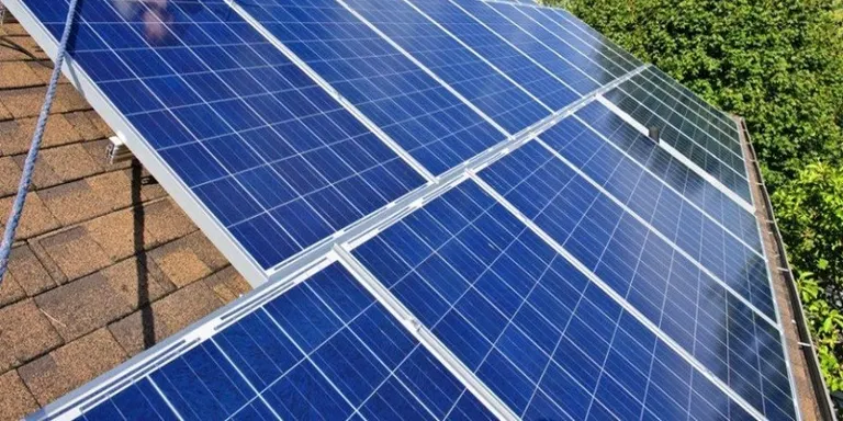 Energia Positiva preveu que Rubí tingui uns 400 habitatges amb plaques fotovoltaiques