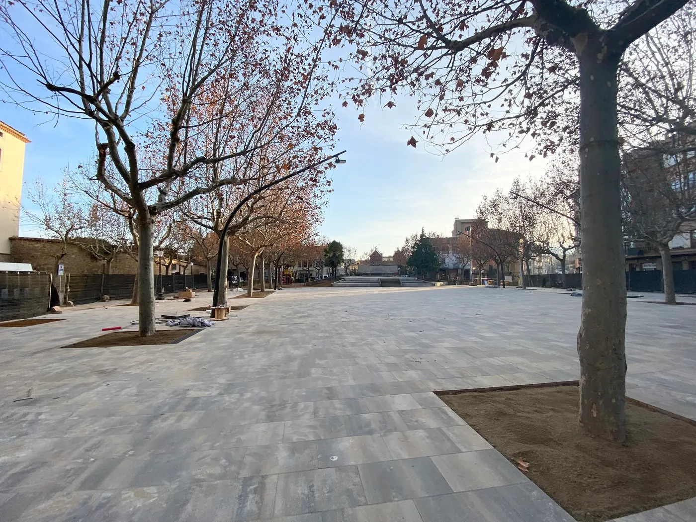 Reoberta la plaça del Camp després de les obres