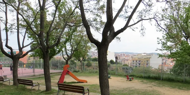 Veïns per Rubí vol “donar vida” a Can Fatjó amb una zona verda