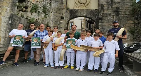 LA CESTA PUNTA Y LA GASTRONOMÍA PUNTO DE ENCUENTRO DE LOS VIERNES DE JULIO Y AGOSTO EN HONDARRIBIA