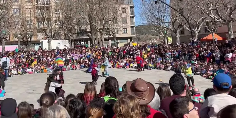 L'Associació de Festes del Carnaval fa una crida als infants que vulguin participar a les contradanses