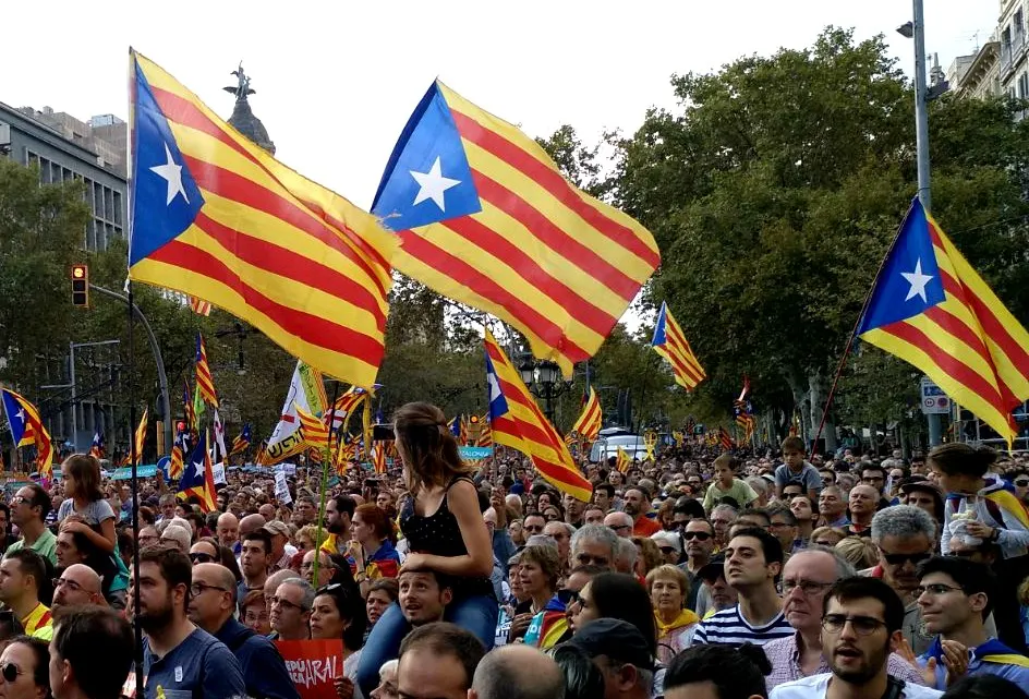 Sortiran 3 autocars de Pineda per participar a la manifestació de Barcelona