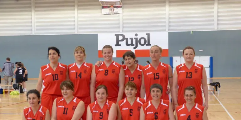 Un equip de la Seu participa a la I Trobada de Bàsquet Femení Suprasènior