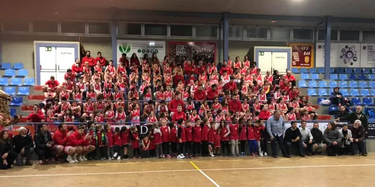 La UER presenta els seus equips