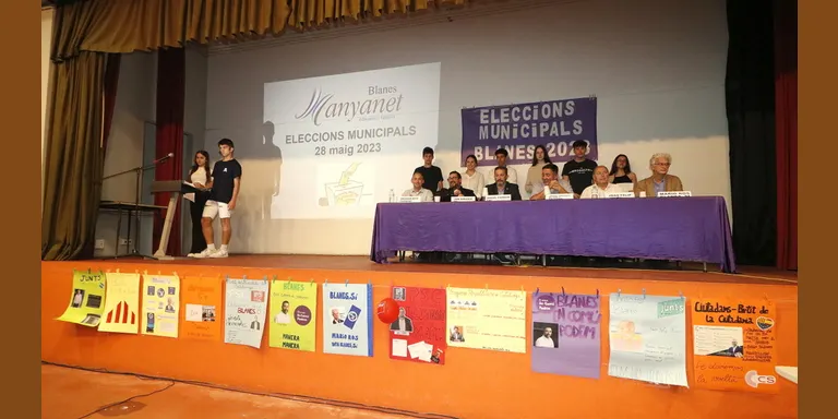 Els alumnes de 4t d’ESO del Col·legi Santa Maria organitzen un debat electoral