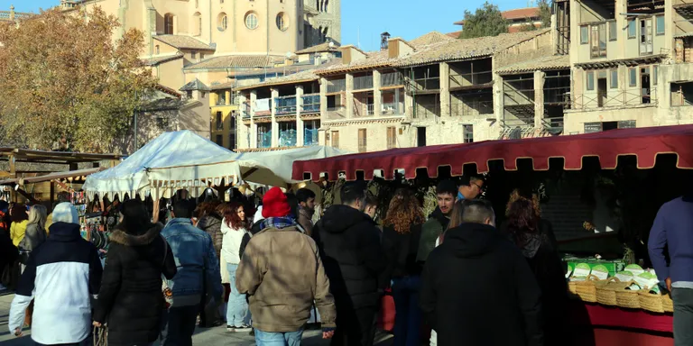 Vic retorna a l'època medieval amb una fira "de màxims històrics": més de 400 parades i 300.000 visitants