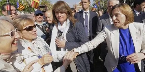 L’ANC d’Altafulla acompanya Carme Forcadell i Anna Simó a les portes del Tribunal Superior de Justícia de Catalunya