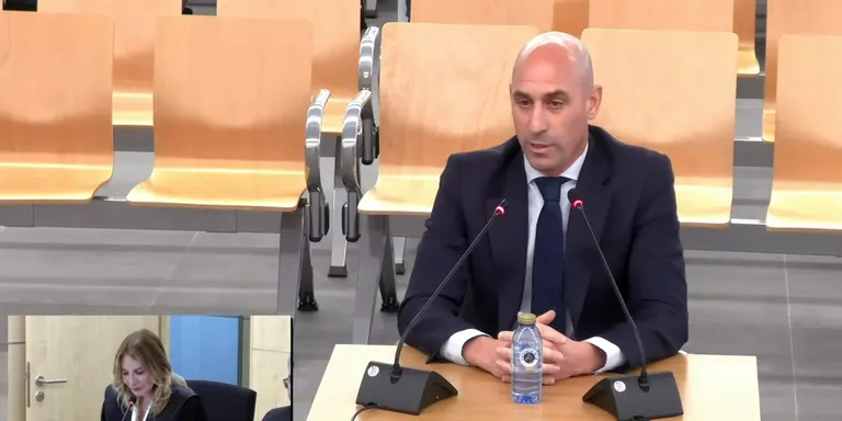 L'Audiència Nacional condemna Luis Rubiales a 18 mesos de multa pel petó forçat a Jenni Hermoso