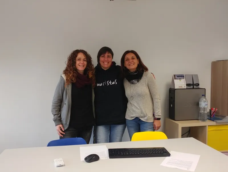 Anna Camps, Lara Bourdelande i Maria José Rodríguez, encarregades d'organitzar el Bingo musical del