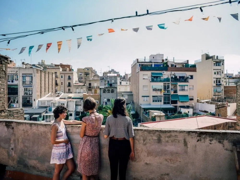 Us convidem a veure “Estiu” al Teatre Eòlia